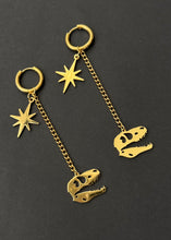 Load image into Gallery viewer, GOLD CUSTOMIZABLE STELLAR EARRINGS