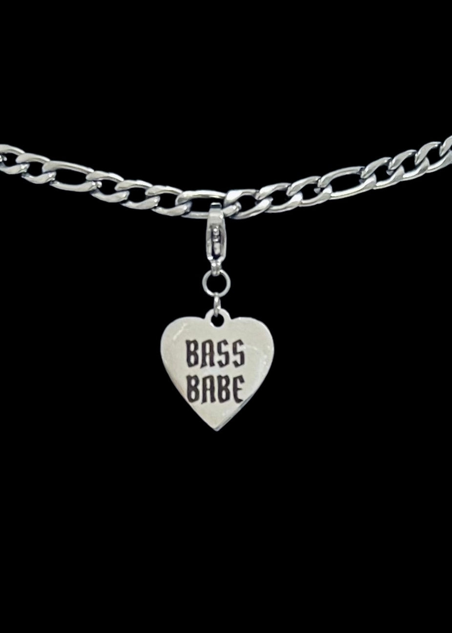 BASSBABE HEART CHARM