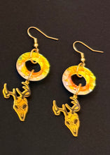 Load image into Gallery viewer, GOLD CRYSTAL O RING VOYD EARRINGS
