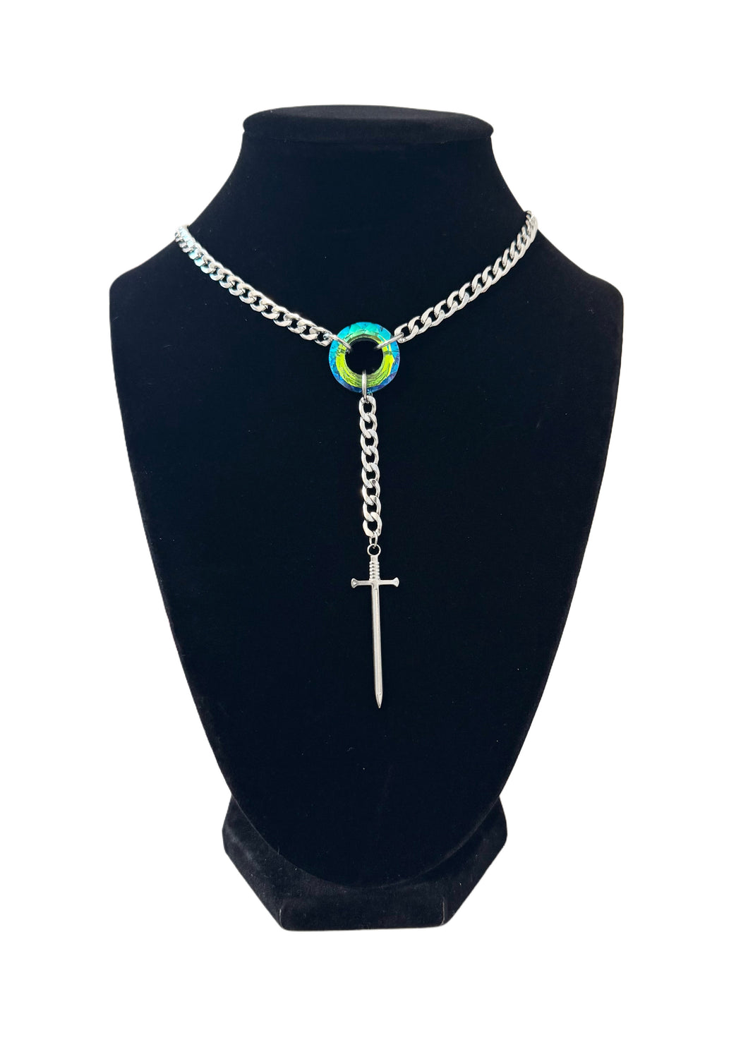 CIRCLE DAGGER CHOKER