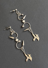 Load image into Gallery viewer, CUSTOMIZABLE SPIKE ZIRCONIA EARRINGS

